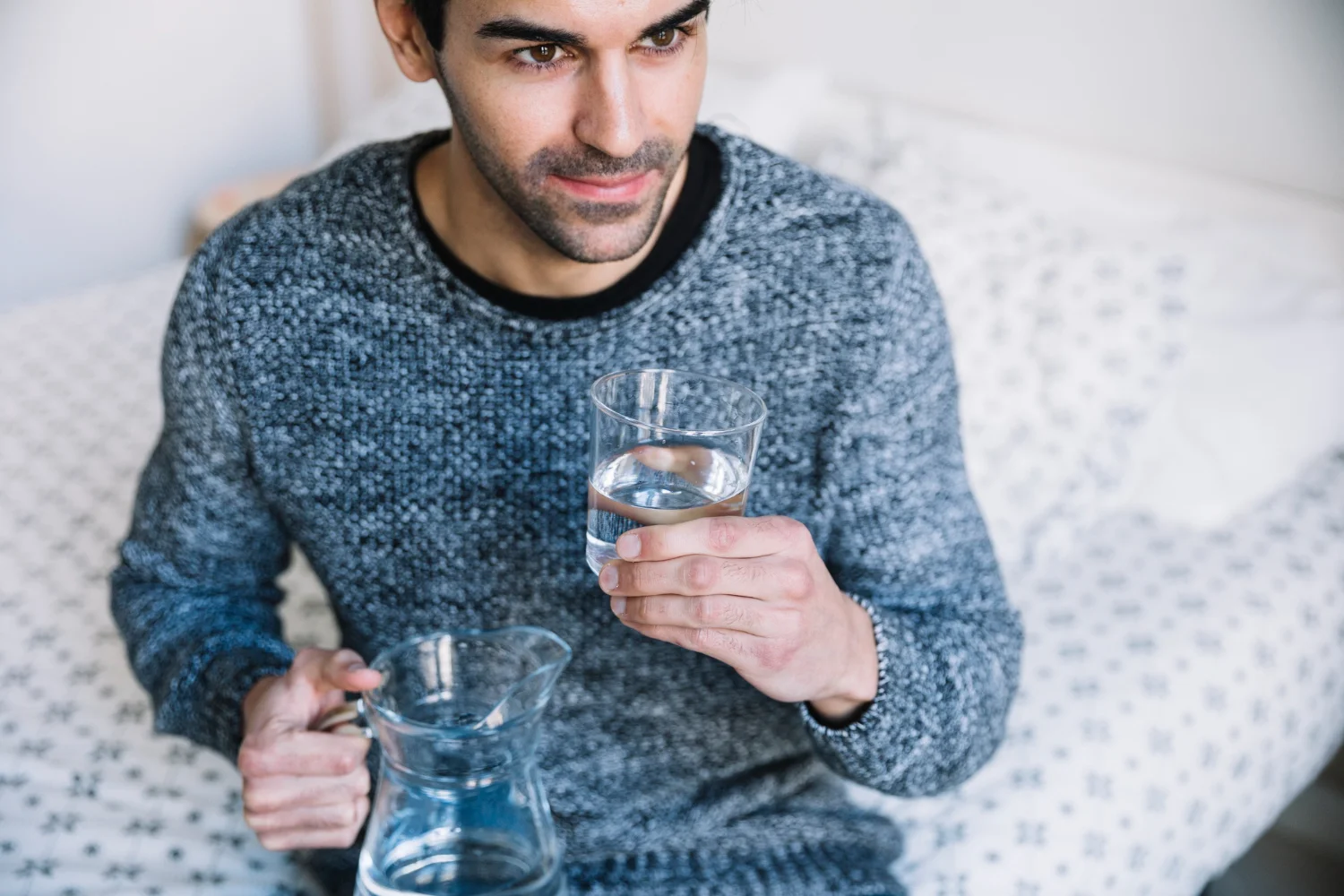 5 Signs That You Are Drinking Contaminated Water